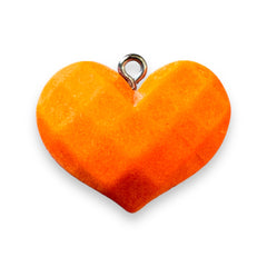Dije Corazón Facetado de Arcilla