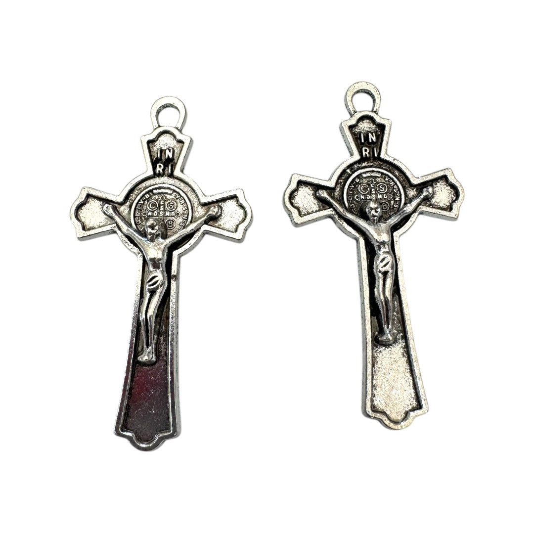 Dije Cruz con San Benito de Metal