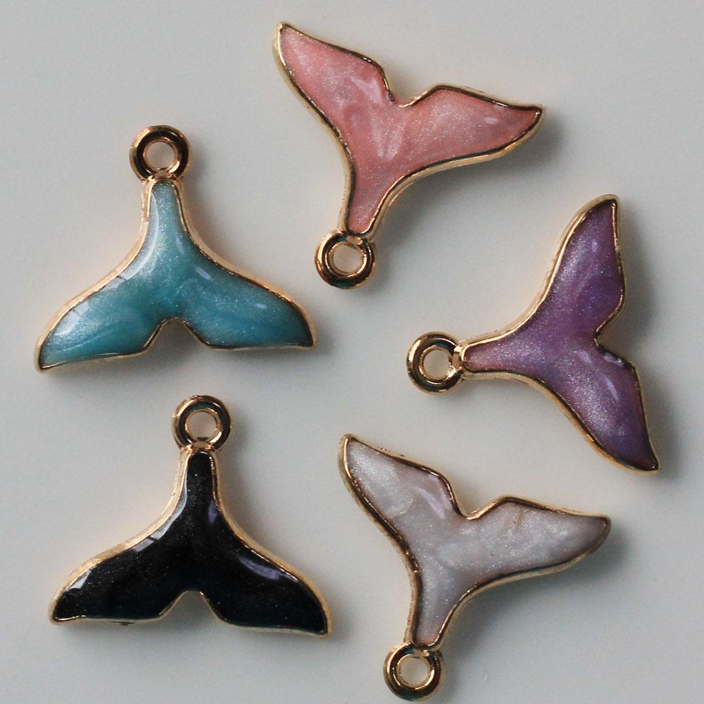 Dije Cola de Ballena Dije - Accesorios Rubi