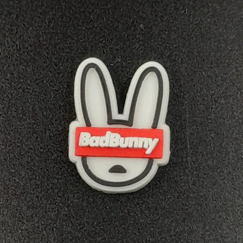 Dije Bad Bunny de Goma Dije - Accesorios Rubi