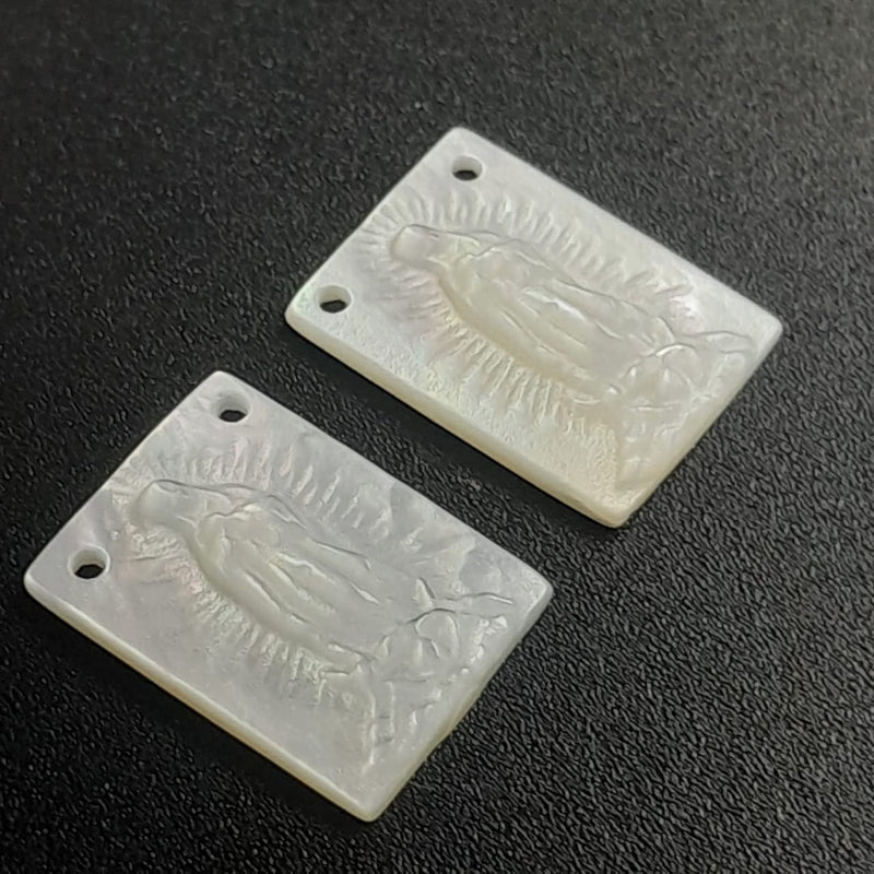 Dije Escapulario Virgen de Guadalupe de Madre Perla Dije - Accesorios Rubi