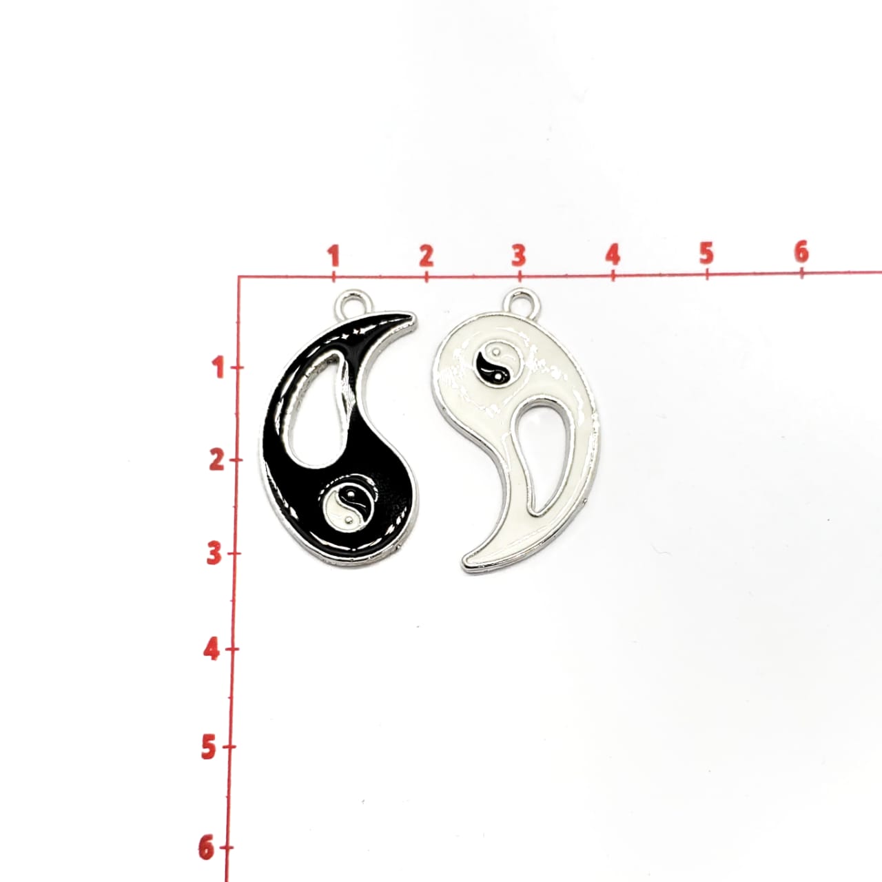 Dije Yin Yang Hueco Esmaltado Dije - Accesorios Rubi