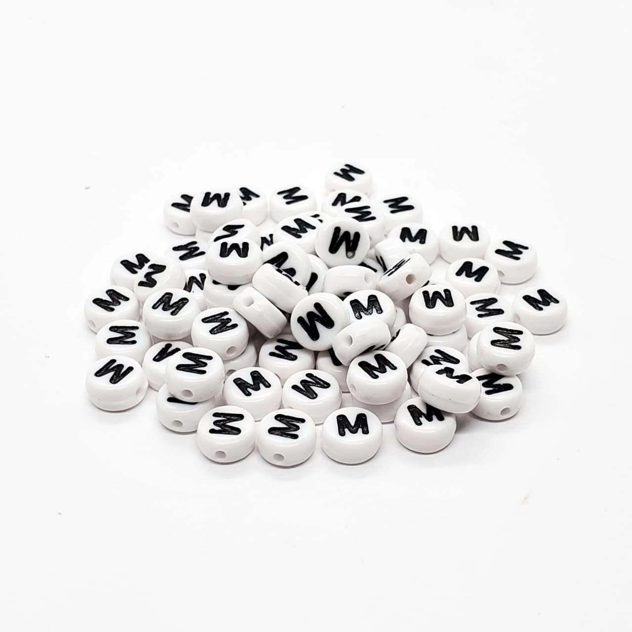 Paquete LETRA INDIVIDUAL Pastilla Blanca con Letra Negra acrilicos - Accesorios Rubi