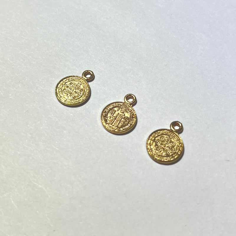 Dije San Benito un ojal chico metal