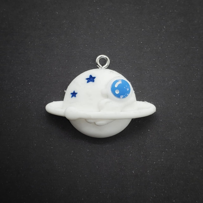 Dije Saturno con Astronauta de Resina Dije - Accesorios Rubi